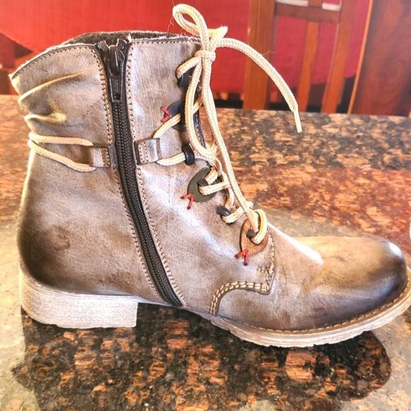 Rieker Women's Payton 27 Ankle Boot - Size 36 - Picture 6 of 8